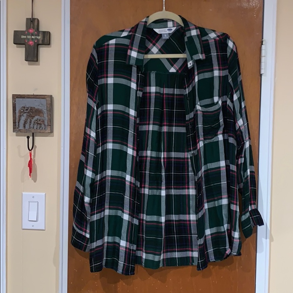 Old Navy plaid classic shirt!